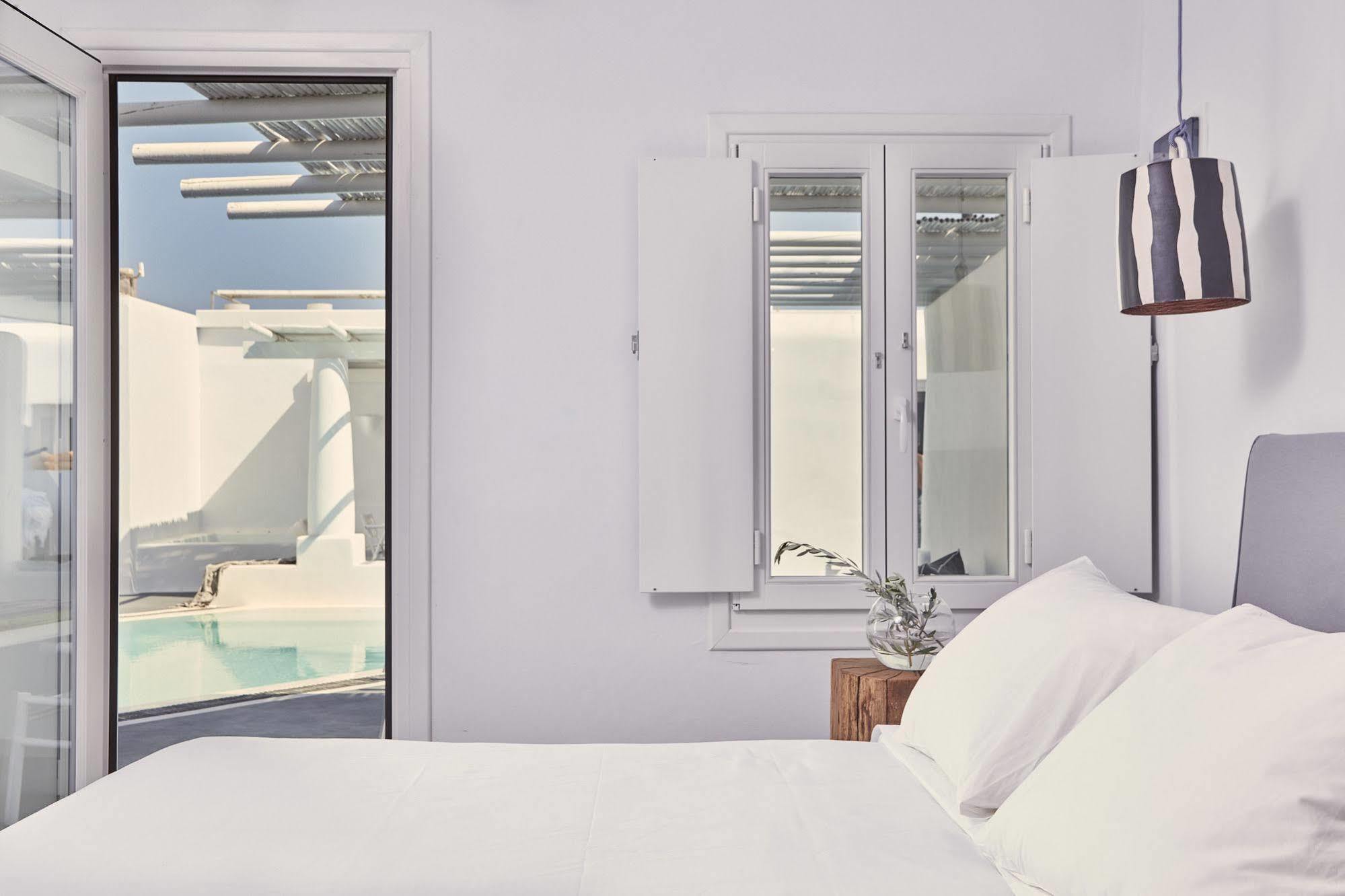 Boho Suites Santorini Perivolos  Exterior photo