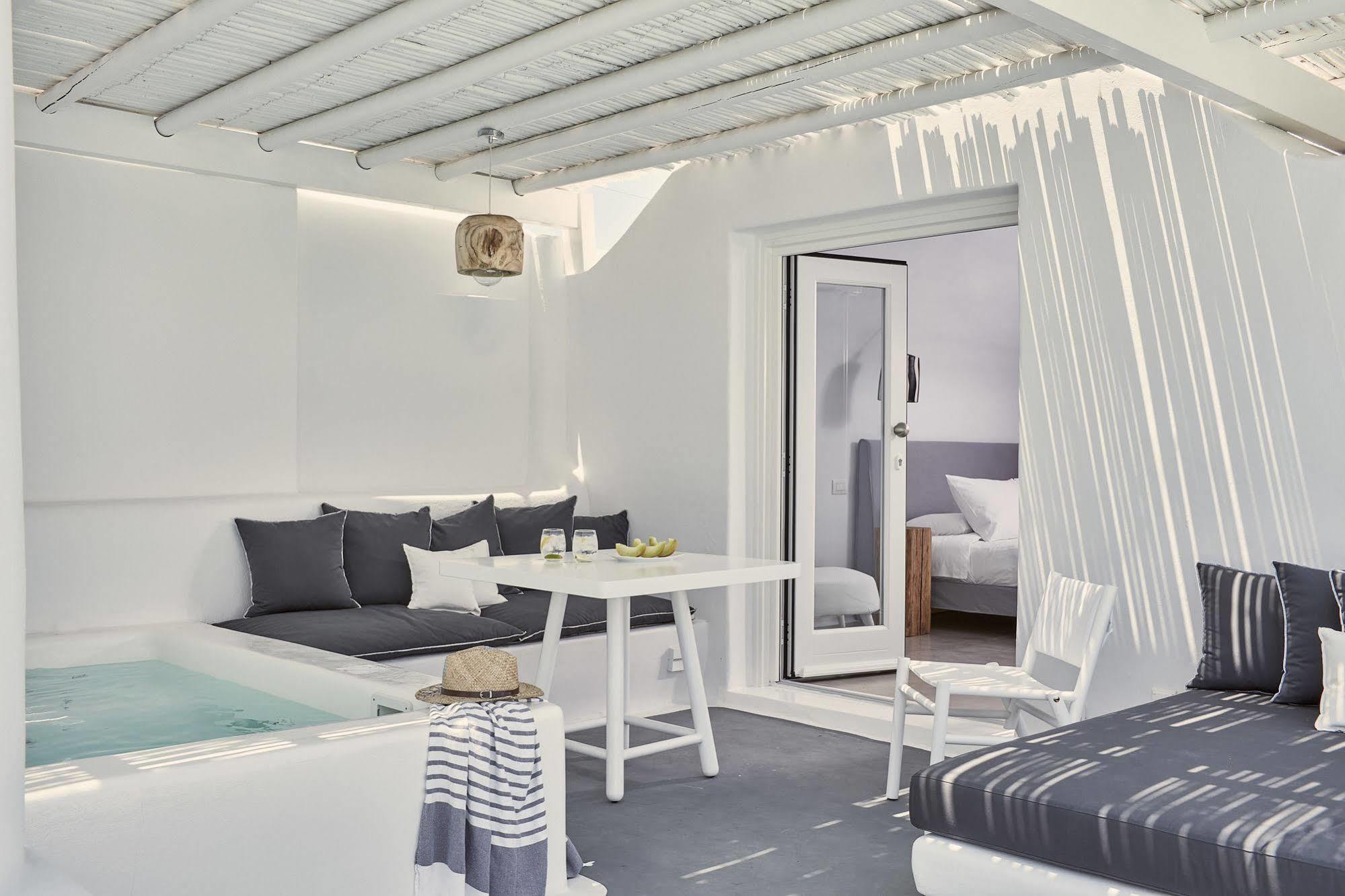 Boho Suites Santorini Perivolos  Exterior photo